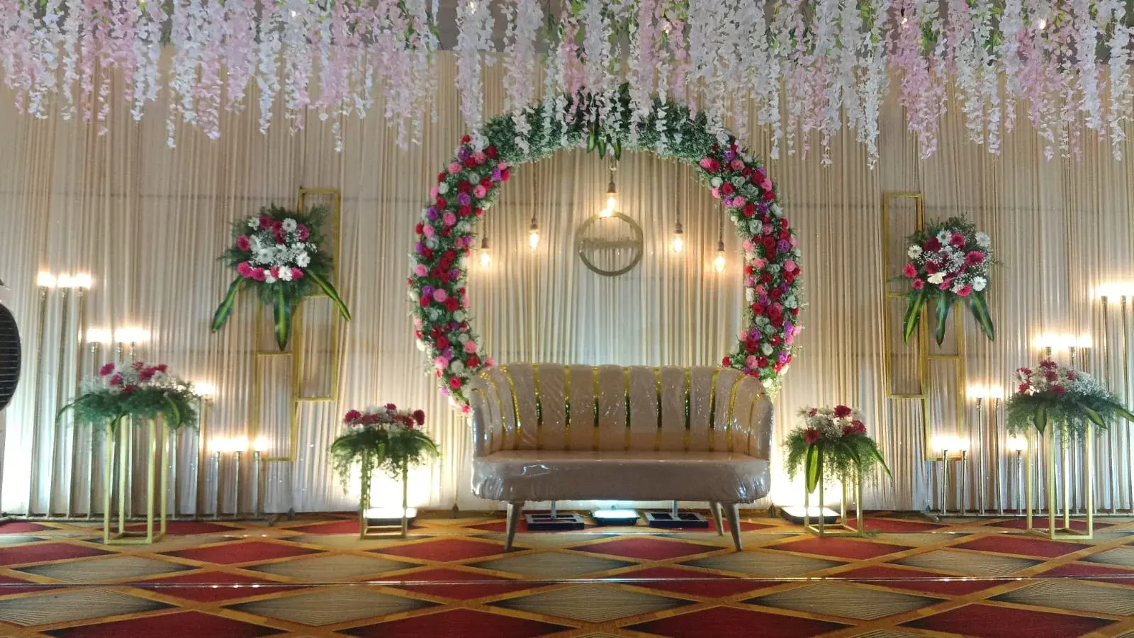 stage decoration image